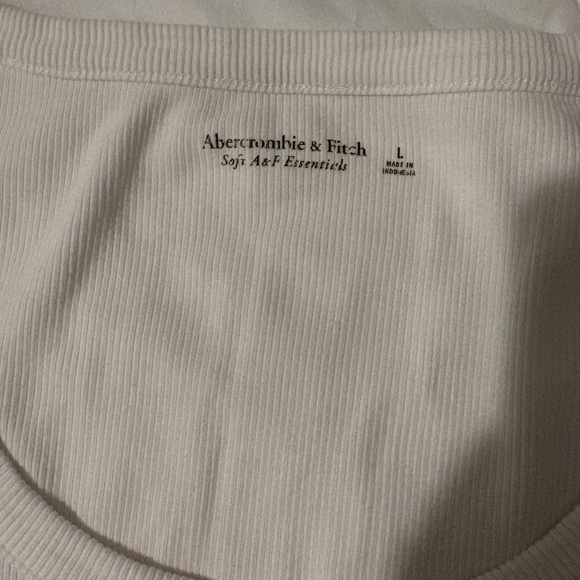 Abercrombie Essential High Scoopneck Rib tank Size Large - Picture 3 of 3